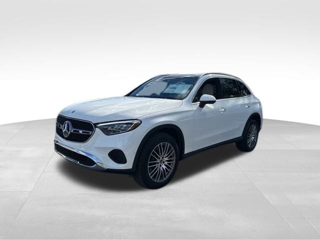 2026 Mercedes-Benz GLC Base's photo