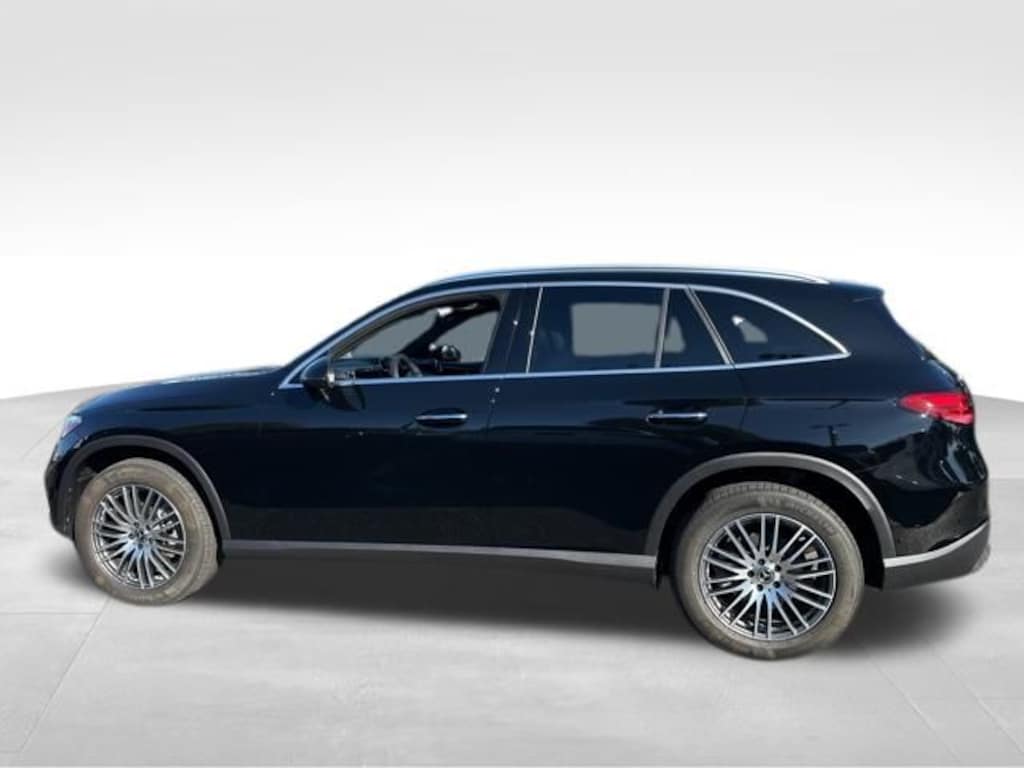 Used 2025 Mercedes-Benz GLC 4MATIC SUV