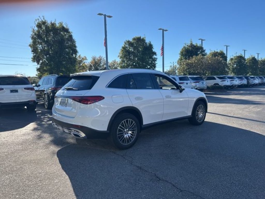 New 2026 Mercedes-Benz GLC 300 4MATIC SUV