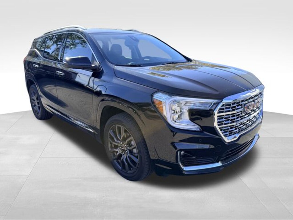 Used 2024 GMC Terrain Denali SUV