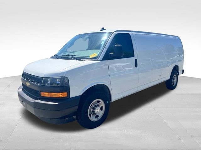2023 Chevrolet Express 2500 Extended Work Van HD's photo