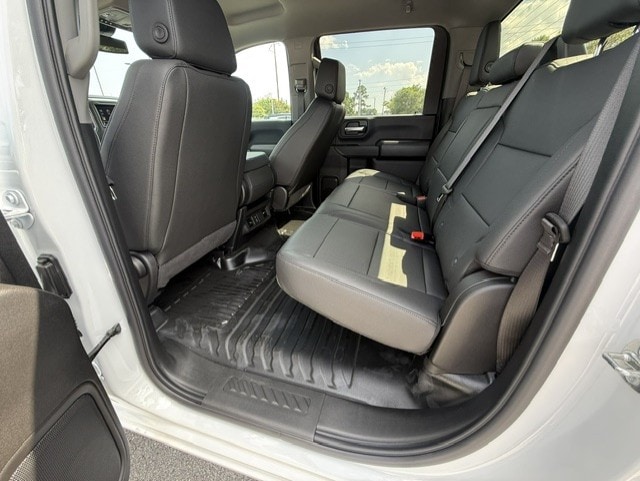 2026 GMC Sierra 3500HD Pro - Photo 9