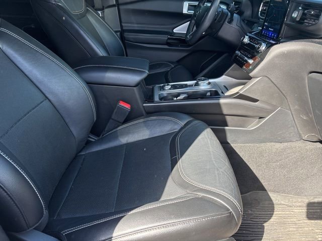 2022 Ford Explorer ST photo 4