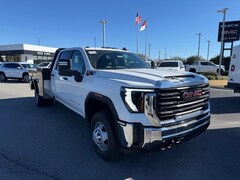 2026 GMC Sierra 3500 HD Chassis Cab Pro Truck