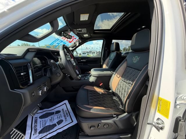 2025 GMC Sierra 1500 AT4 - Photo 11