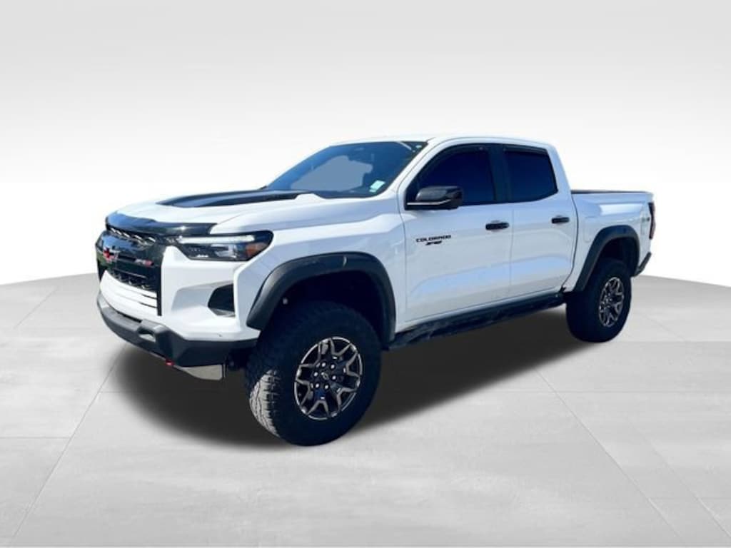 Used 2025 Chevrolet Colorado ZR2 Truck Crew Cab