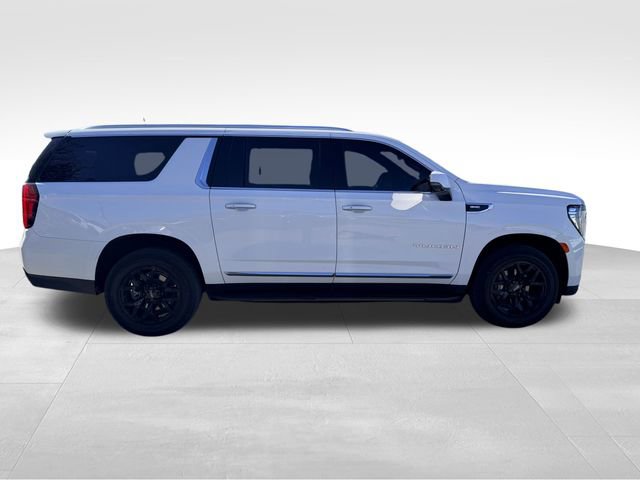 2023 Gmc Yukon XL SLT photo 4
