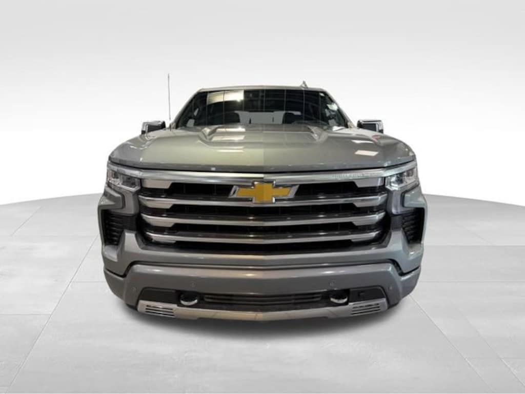 Used 2025 Chevrolet Silverado 1500 High Country Truck Crew Cab