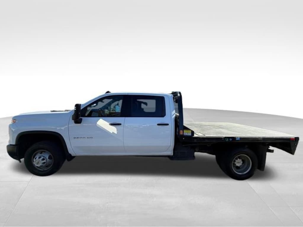 Used 2024 Chevrolet Silverado 3500 HD Chassis Cab Work Truck Truck Crew Cab