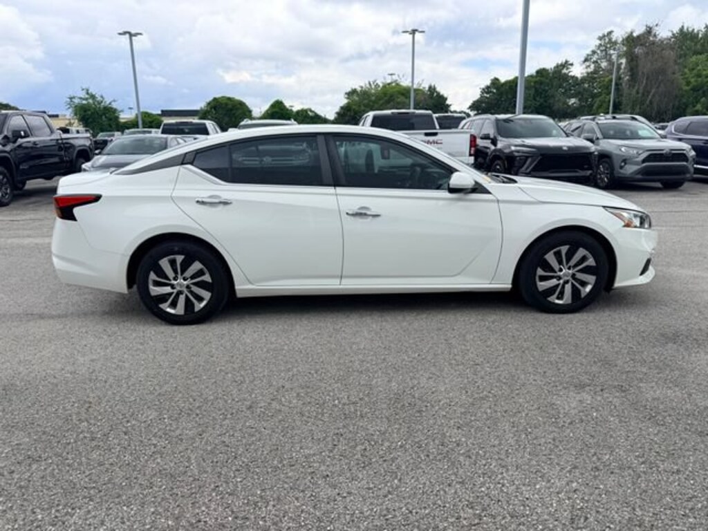 Used 2019 Nissan Altima 2.5 Platinum Sedan