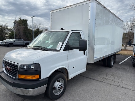 2024 GMC Savana Cutaway 3500 1WT Cutaway Van