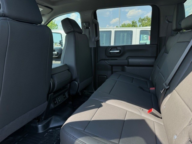 2026 GMC Sierra 2500HD Pro - Photo 8