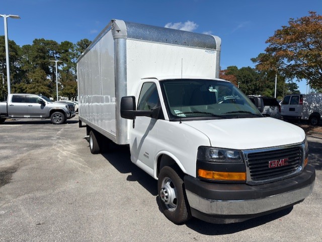 2026 GMC Savana Cutaway 4500 2WT Cutaway Van