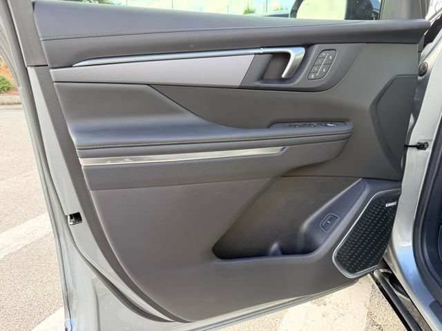 2026 Buick Enclave Sport Touring - Photo 9