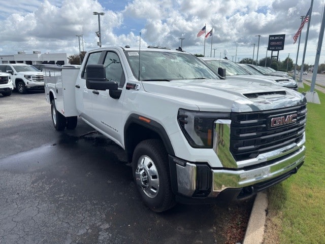 2025 GMC Sierra 3500HD Base