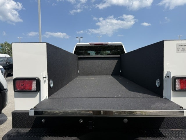 2026 GMC Sierra 3500HD Pro - Photo 5