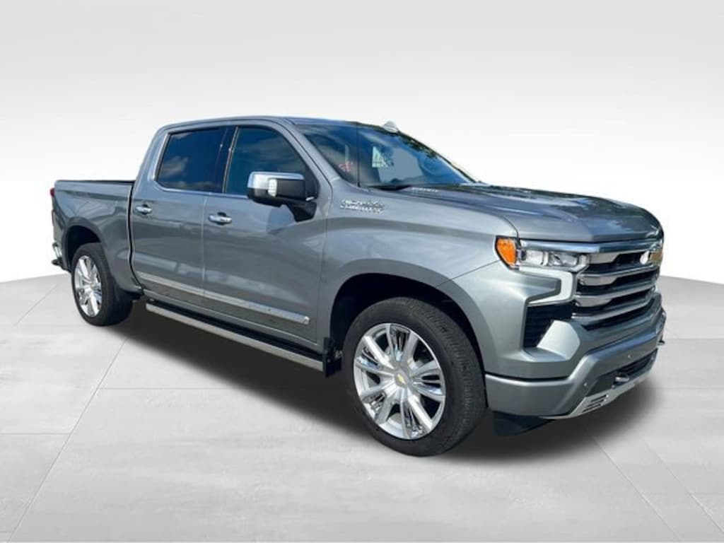 Used 2025 Chevrolet Silverado 1500 High Country Truck Crew Cab