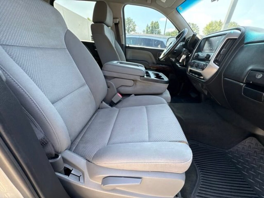 Used 2017 GMC Sierra 1500 SLE Truck Crew Cab
