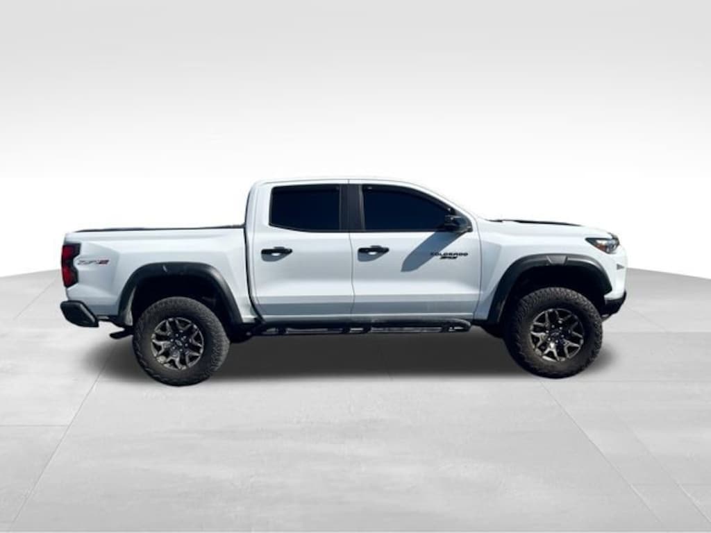 Used 2025 Chevrolet Colorado ZR2 Truck Crew Cab