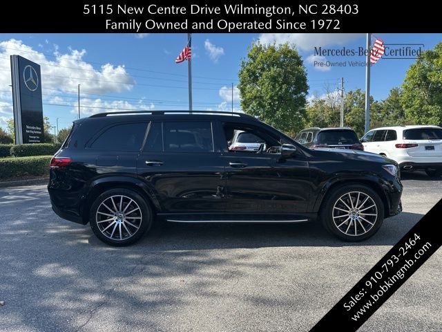 2023 Mercedes Benz GLS 580 4MATIC photo 3