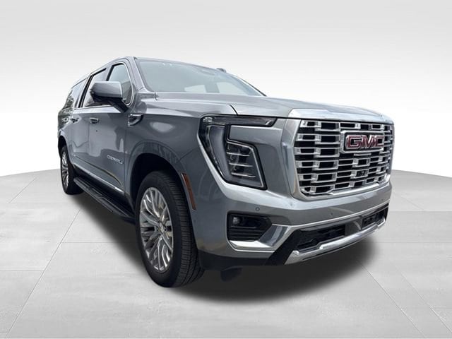 2025 GMC Yukon Denali AWD's photo