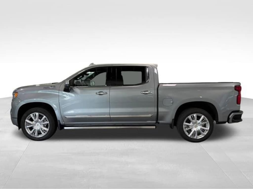 Used 2025 Chevrolet Silverado 1500 High Country Truck Crew Cab