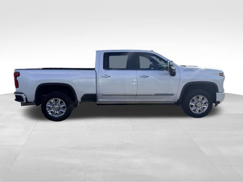 Used 2024 Chevrolet Silverado 2500 HD High Country Truck Crew Cab