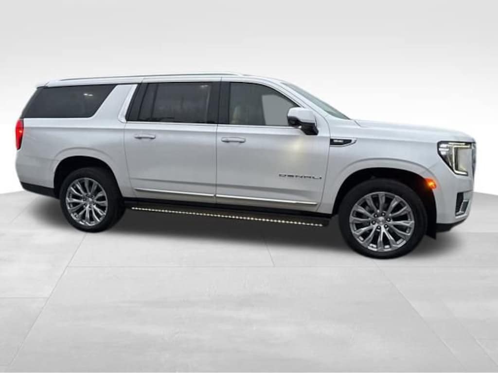 Used 2023 GMC Yukon XL Denali SUV