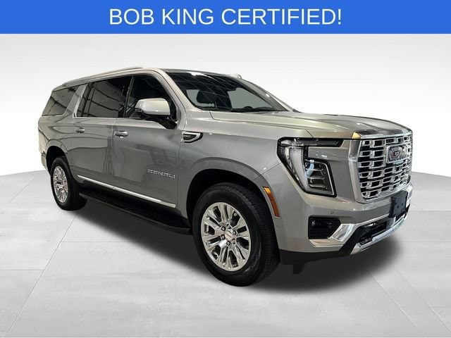 2025 GMC Yukon Denali AWD's photo