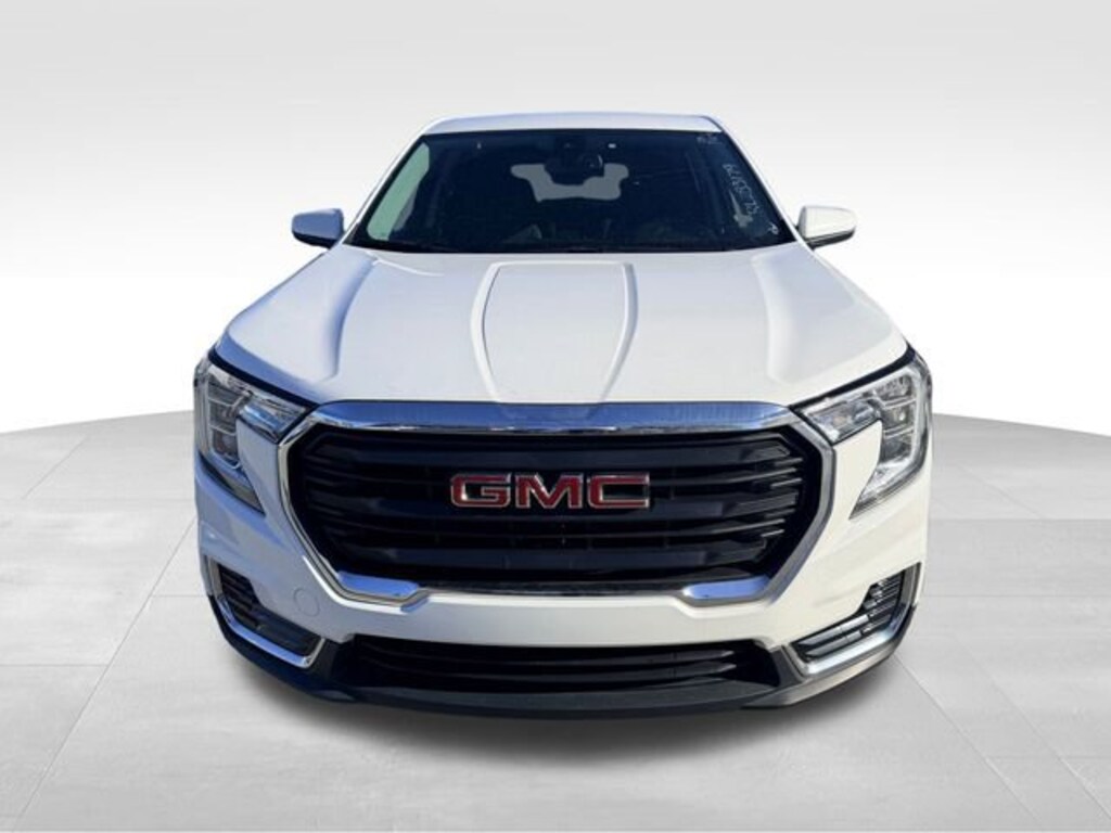 Used 2024 GMC Terrain SLE SUV