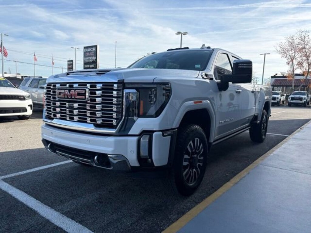 Used 2024 GMC Sierra 2500 HD Denali Truck Crew Cab