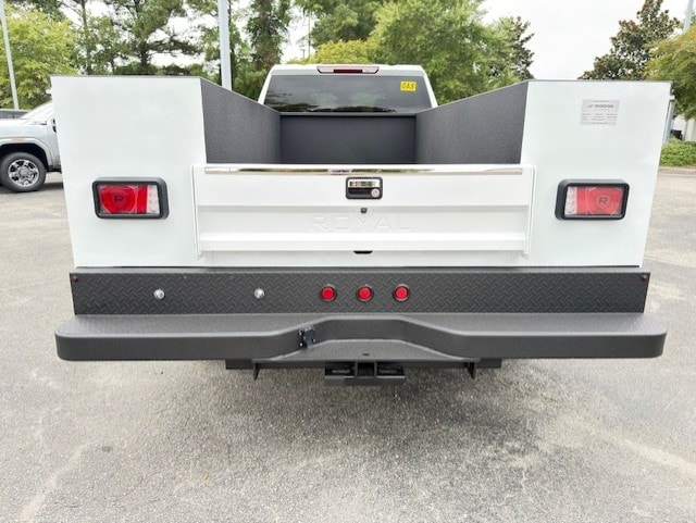 2026 GMC Sierra 3500 Chassis Cab Pro - Photo 5
