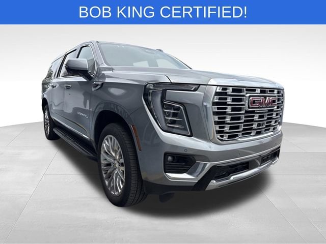 2025 GMC Yukon Denali AWD's photo