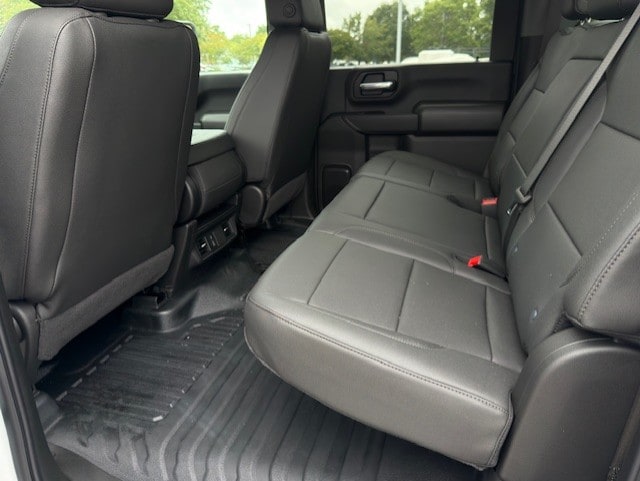 2026 GMC Sierra 3500 Chassis Cab Pro - Photo 9