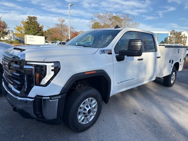 2026 GMC Sierra 2500HD Pro's photo