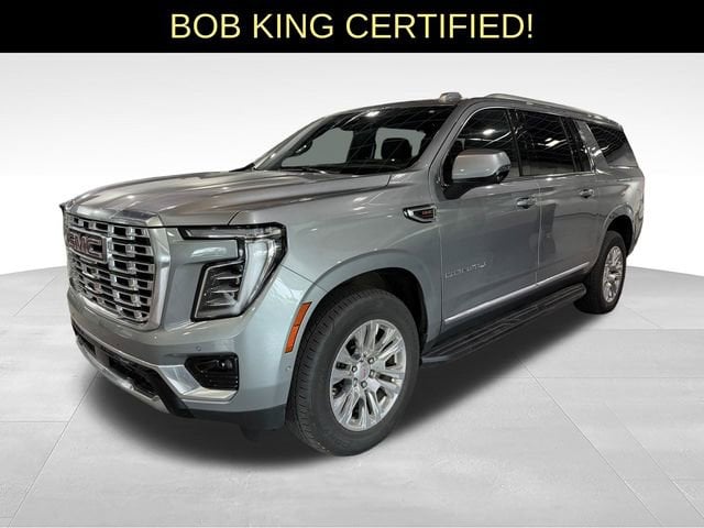 2025 GMC Yukon Denali AWD's photo