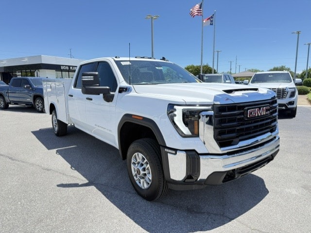 2026 GMC Sierra 2WD Crew Cab Standard Box Pro's photo