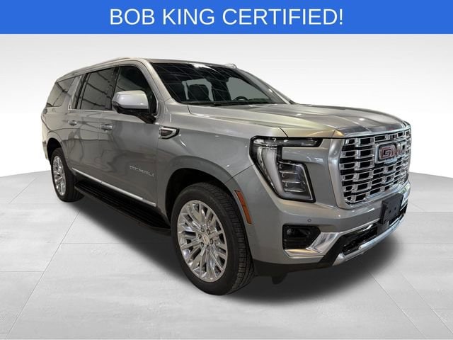 2025 GMC Yukon Denali AWD's photo