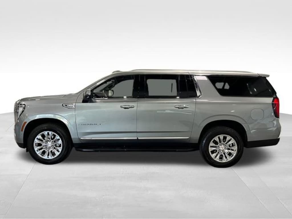 Used 2025 GMC Yukon XL Denali SUV