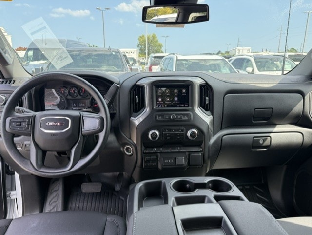 2026 GMC Sierra 3500HD Pro - Photo 10