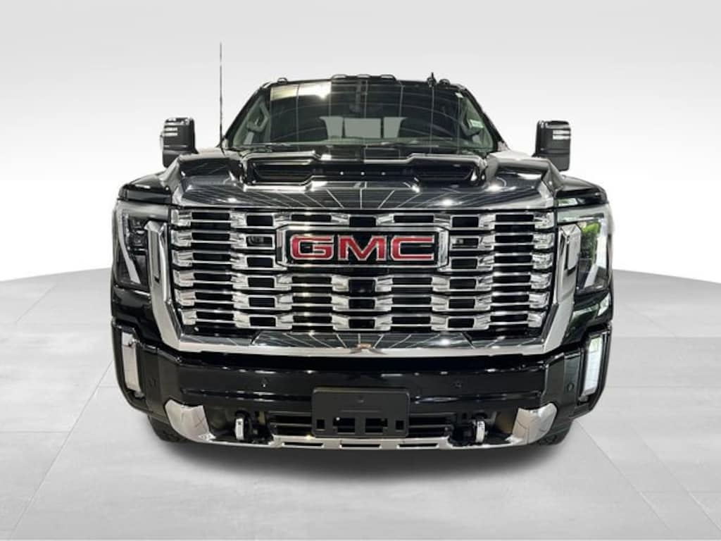 Used 2025 GMC Sierra 2500 HD Denali Truck Crew Cab