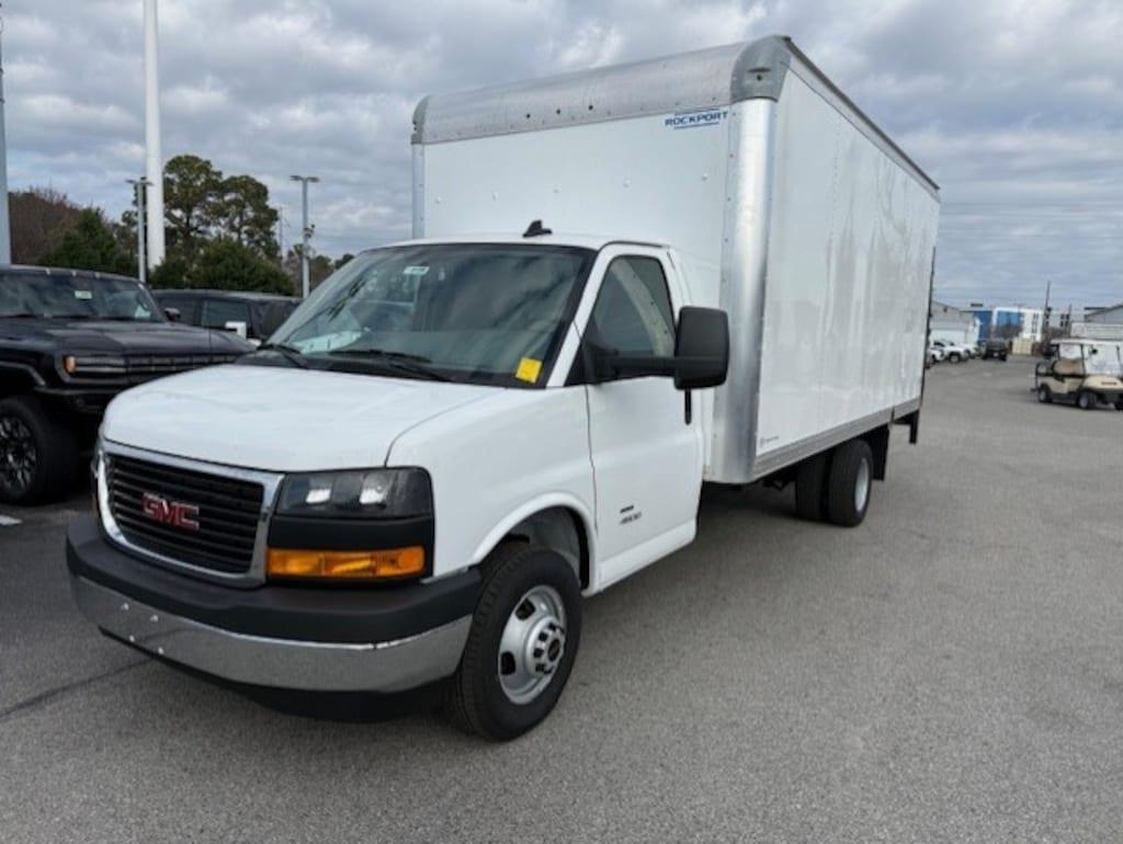 New 2025 GMC Savana Cutaway 4500 2WT Cutaway Van