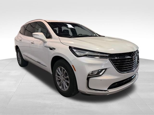 2023 Buick Enclave Essence's photo