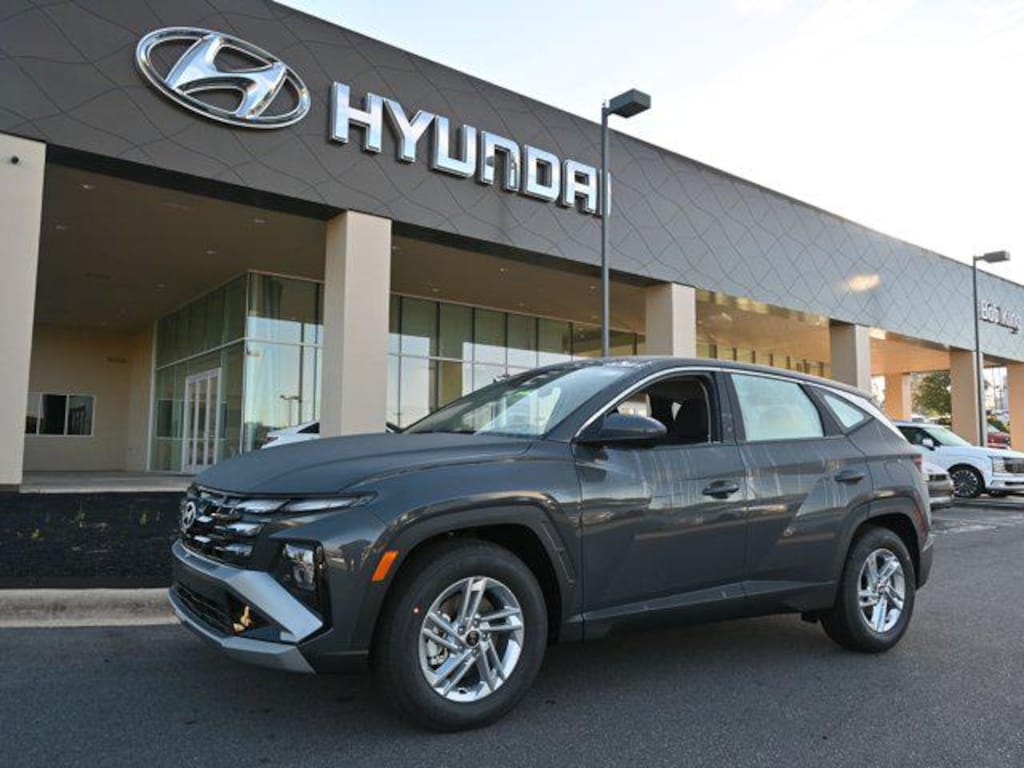 New 2026 Hyundai Tucson SE FWD SUV