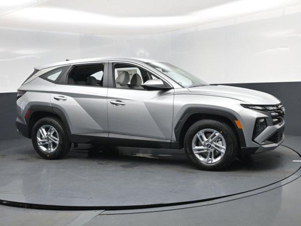 New 2026 Hyundai Tucson SE FWD SUV