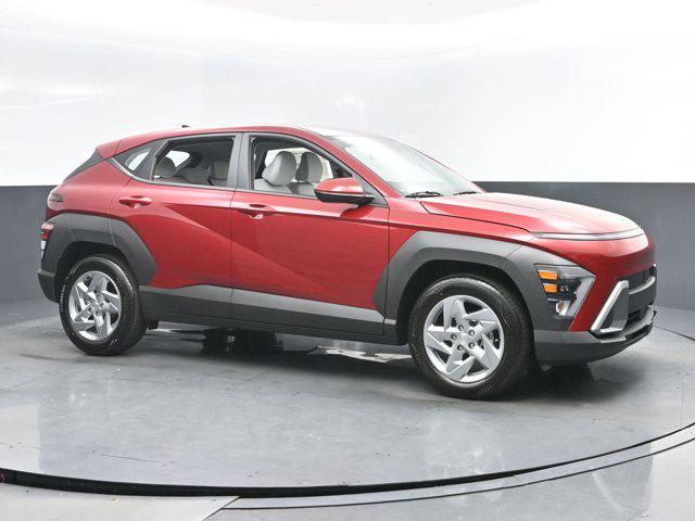 2026 Hyundai Kona SE photo 2