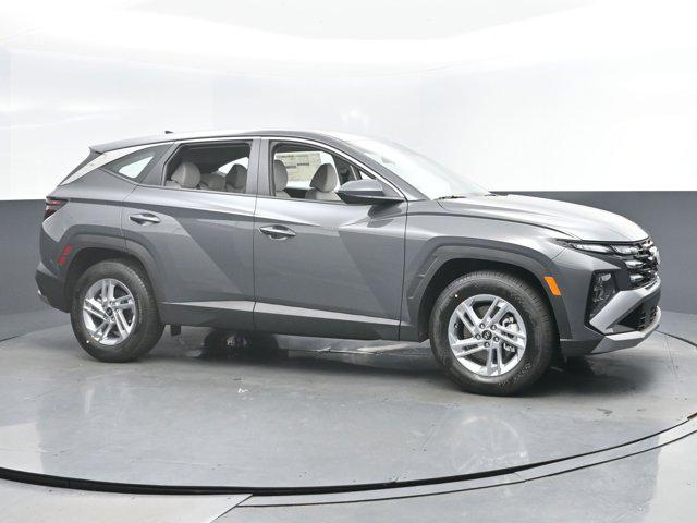 2025 Hyundai Tucson SE photo 2