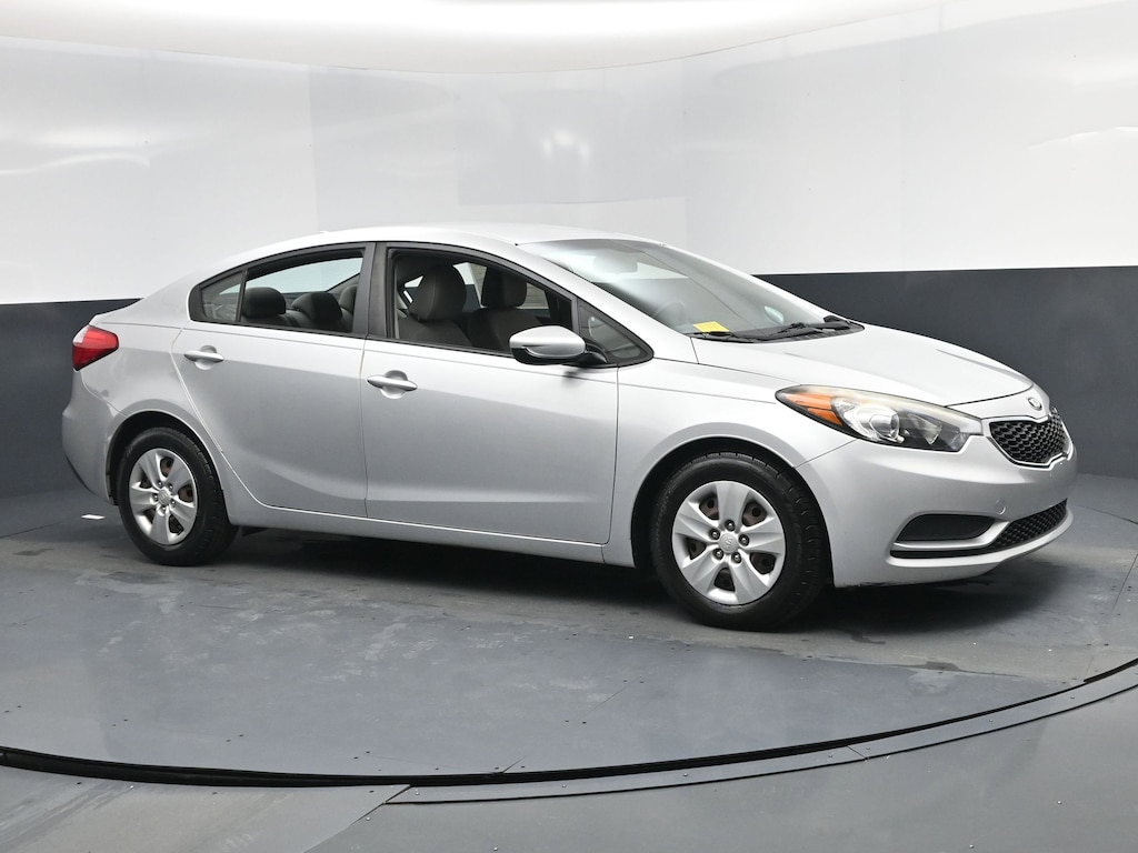 Used 2016 Kia Forte LX FWD Sedan