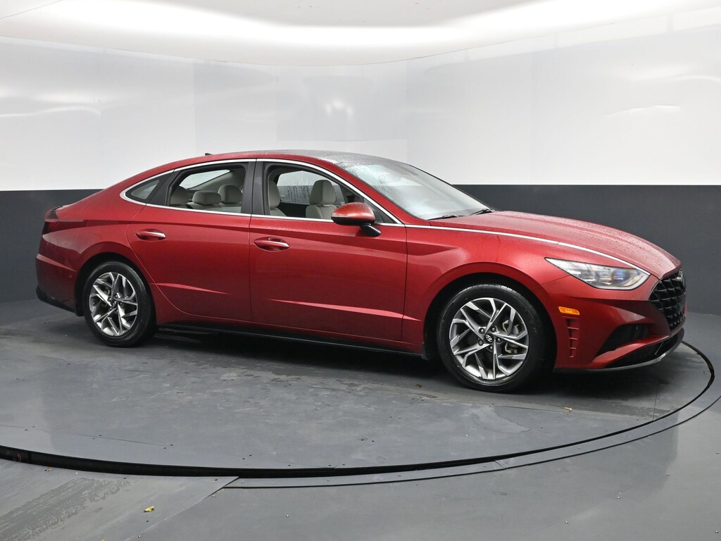 Used 2023 Hyundai Sonata SEL Sedan