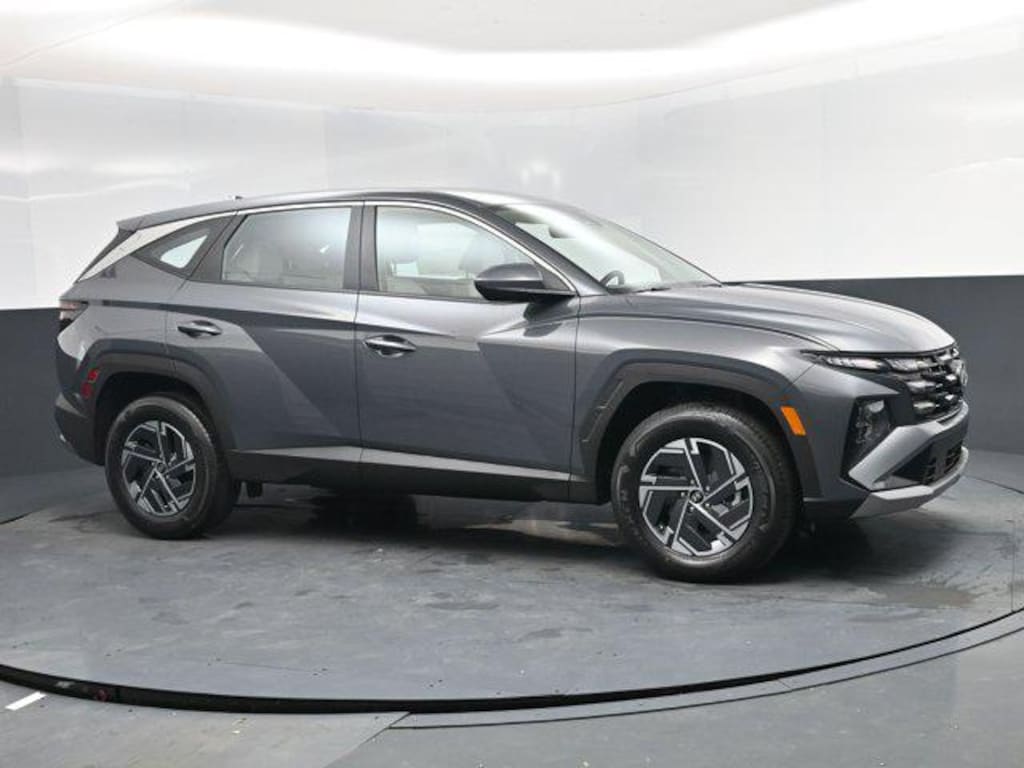 New 2026 Hyundai Tucson Hybrid Blue SUV